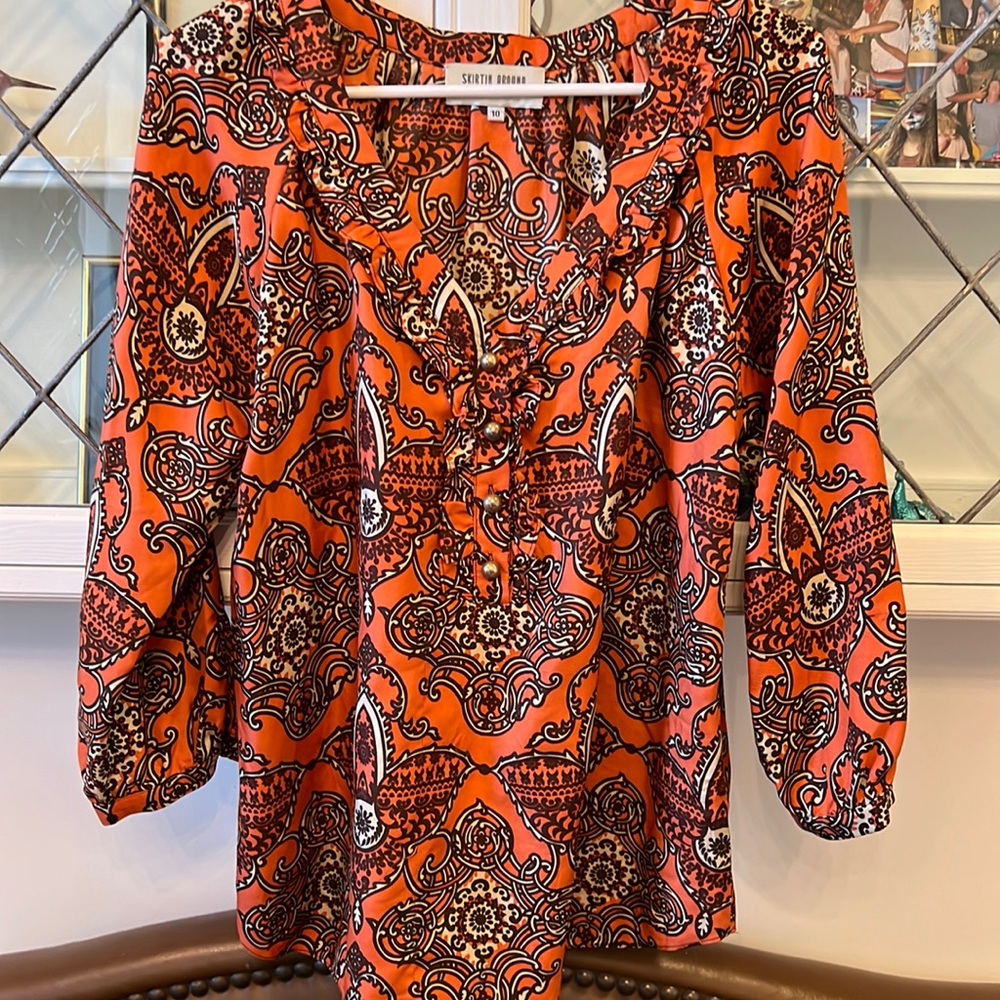 Skirtin Around size 10 blouse
